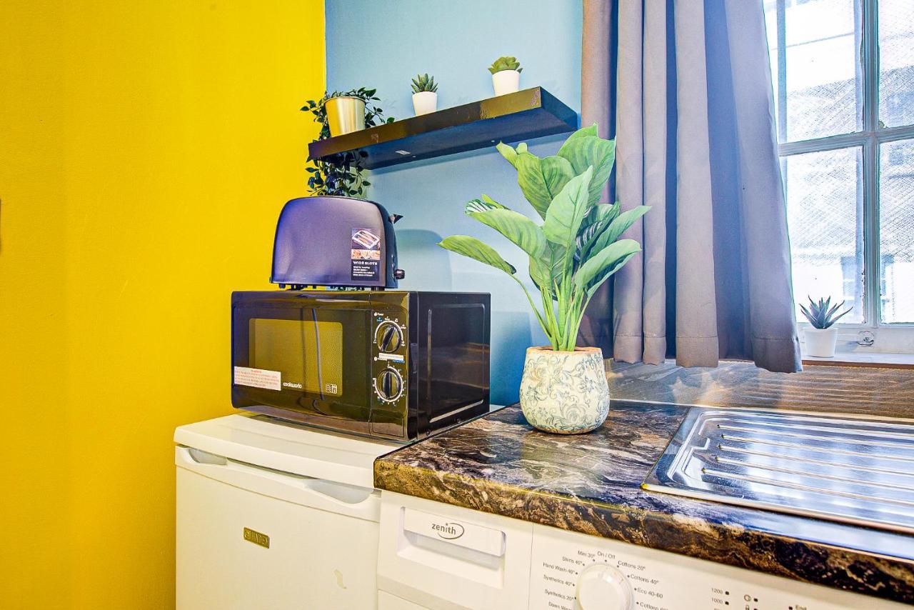 Studio With A Large Toilet And A Separate Room Budget Price Central לונדון מראה חיצוני תמונה