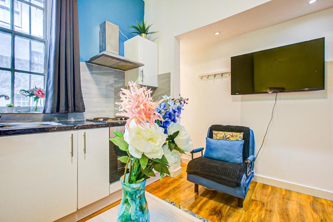 Studio With A Large Toilet And A Separate Room Budget Price Central לונדון מראה חיצוני תמונה