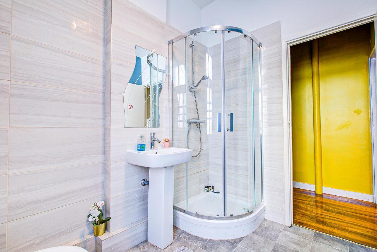 Studio With A Large Toilet And A Separate Room Budget Price Central לונדון מראה חיצוני תמונה